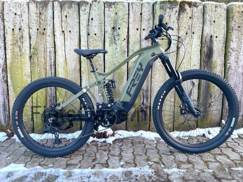 Frey Beast beoordelingen en specificaties